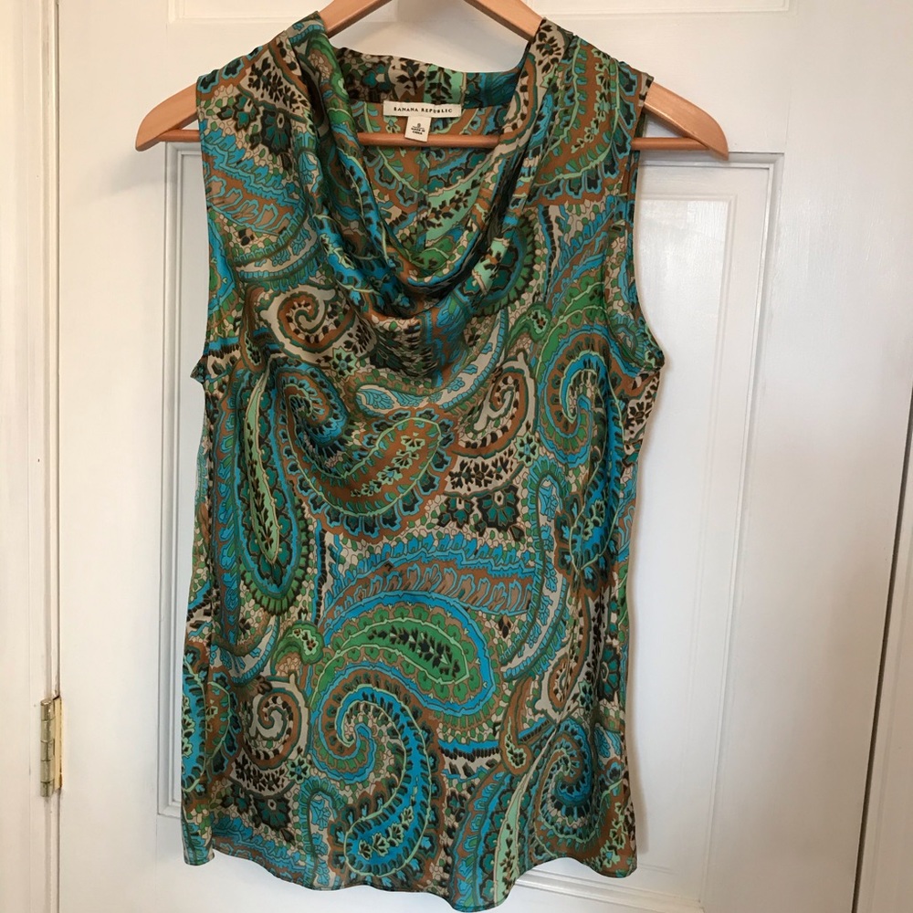 Banana Republic sleeveless cowl neck paisley S